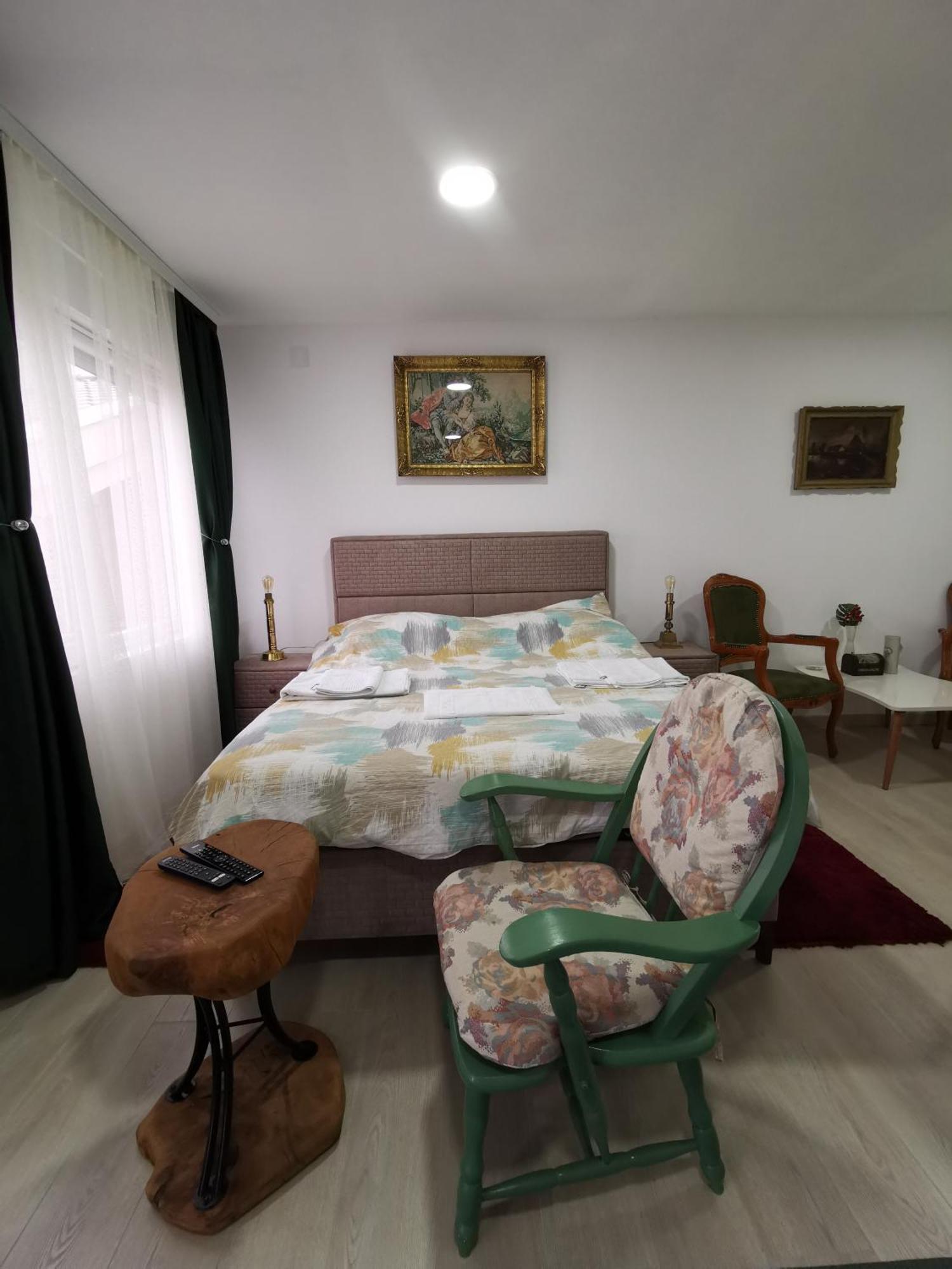Mitrovici  In Apartments Airport חדר תמונה